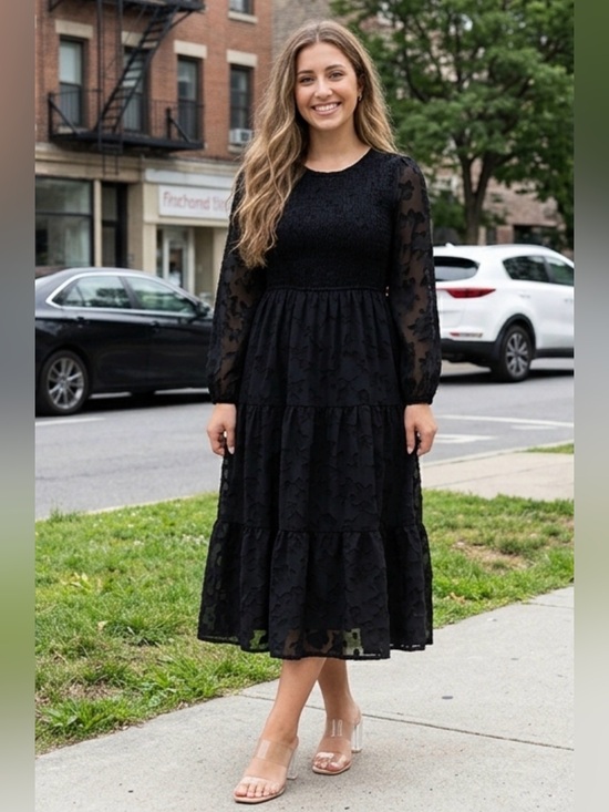 Merokeety Dresses & Skirts - MEROKEETY FLORAL TEXTURED LONG SLEEVE SMOCKED MIDI DRESS Size L